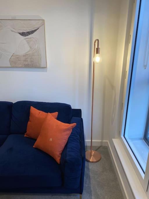 Modern Trafford 1Br Apartment-Free Parking-Cinema Room Mánchester Exterior foto